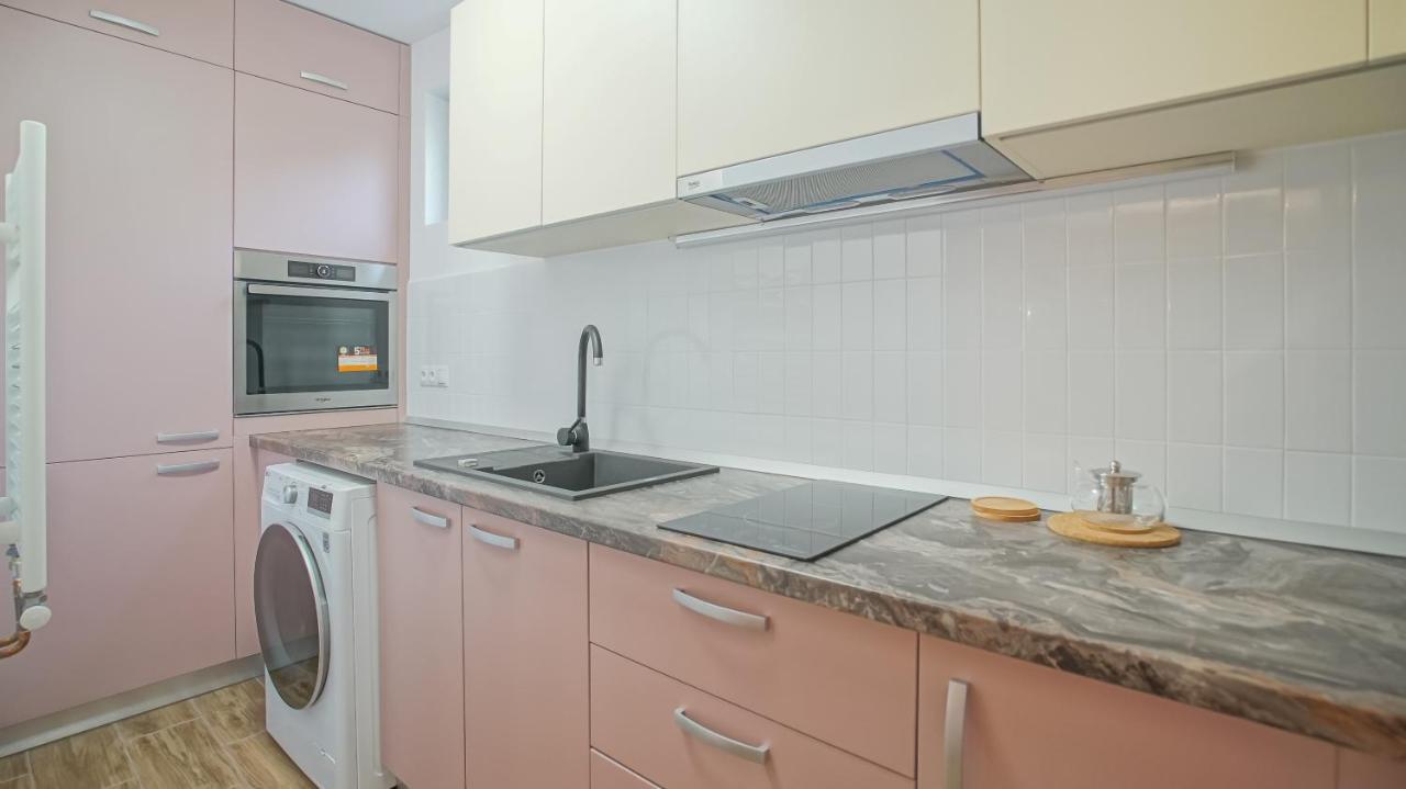 Oldtown Refuge Apartment Brasov Luaran gambar