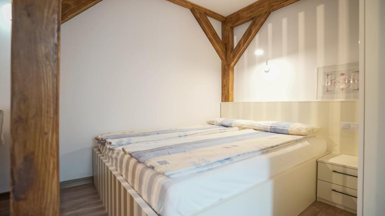Oldtown Refuge Apartment Brasov Luaran gambar