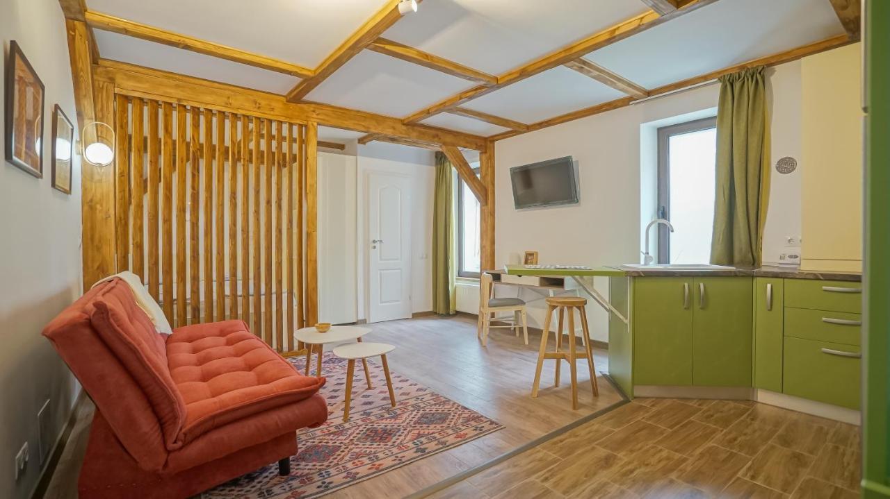 Oldtown Refuge Apartment Brasov Luaran gambar